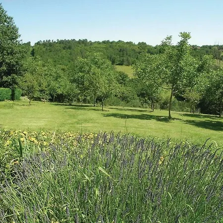 Beautiful In With 3 Bedrooms, Wifi And Outdoor Swimming Pool *
